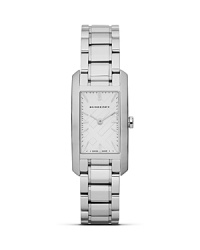 From the Swiss made movement, to the hydraulic stamped dial, this watch from Burberry is a fashion statement timepiece. Wear it for a touch of the brand's cool sophistication. From the Swiss made movement, to the hydraulic stamped dial, this watch from Burberry is a fashion statement timepiece. Wear it for a touch of the brand's cool sophistication.