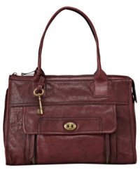 Show off your exquisite eye for detail with this vintage-inspired bag from Fossil. The structured shape is accented with soft, detail stitching and charming turn lock closure that lends an undecidedly laid-back look. Show off your exquisite eye for detail with this vintage-inspired bag from Fossil. The structured shape is accented with soft, detail stitching and charming turn lock closure that lends an undecidedly laid-back look.