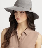 A smart style in rich felt with matching band and scripted logo plate.Brim, about 3.25Felt velourDry cleanMade in Italy