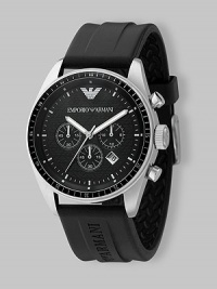 Sporty and handsome at once with a black chronograph dial and easy rubber strap. Water resistant to 5 ATM Date function at 4:30 Second hand Stainless steel case: 43mm Imported Sporty and handsome at once with a black chronograph dial and easy rubber strap. Water resistant to 5 ATM Date function at 4:30 Second hand Stainless steel case: 43mm Imported