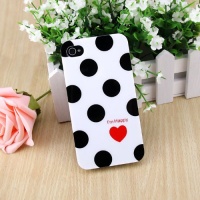 HOTER Multi Color Heart Large Polka Dots Design iPhone 4 Case - White HOTER Multi Color Heart Large Polka Dots Design iPhone 4 Case - White
