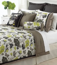Martha Stewart Layered Flower 4 Piece Twin Comforter Bed In A Bag Set Martha Stewart Layered Flower 4 Piece Twin Comforter Bed In A Bag Set