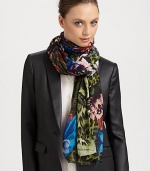 A blooming, vibrant floral print adorns luxurious silk for a stylish wrap.SilkAbout 70 X 180Dry cleanMade in Italy