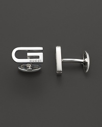 Long, logo-stamped Gs in sterling silver make a stylish statement. Long, logo-stamped Gs in sterling silver make a stylish statement.
