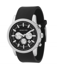 Catch attention with this sporty Michael Kors watch. Catch attention with this sporty Michael Kors watch.