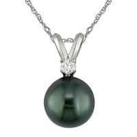 14K White Gold .05 ctw Diamond and 8-9mm Tahitian Pearl Drop Pendant 14K White Gold .05 ctw Diamond and 8-9mm Tahitian Pearl Drop Pendant