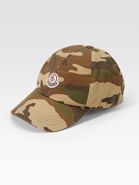 Cotton baseball hat with military-inspirations and classic logo detail.Logo appliquéCottonMachine washMade in Italy Cotton baseball hat with military-inspirations and classic logo detail.Logo appliquéCottonMachine washMade in Italy