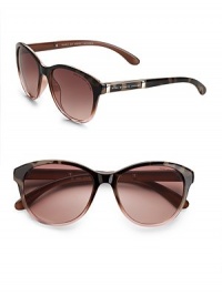 Round retro plastic frames. Available in black with gray gradient lens and havana rose with brown pink gradient. Logo temples 100% UV protection Imported Round retro plastic frames. Available in black with gray gradient lens and havana rose with brown pink gradient. Logo temples 100% UV protection Imported