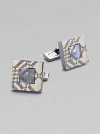 A tony twill pattern gives these smart cuff links undeniable style.94% brass/4% stainless steel/2% enamel½ squareImported