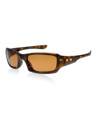 Our action sports pros wanted a new look for the street with the authenticity of an Oakley original. So we combined lightweight O Matter® frame material with our premium sports design technologies, Three Point Fit for comfort, patented XYZ OPptics® for clarity at all angles of view and High Definition Optics®. Great for casual or sport wear. Our action sports pros wanted a new look for the street with the authenticity of an Oakley original. So we combined lightweight O Matter® frame material with our premium sports design technologies, Three Point Fit for comfort, patented XYZ OPptics® for clarity at all angles of view and High Definition Optics®. Great for casual or sport wear.