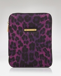 Let your iPad live in luxury with this spot splashed sleeve from Juicy Couture. It's both feminine and fiercely practical, too. Let your iPad live in luxury with this spot splashed sleeve from Juicy Couture. It's both feminine and fiercely practical, too.