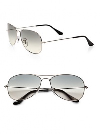 Classic and incredibly cool frames crafted in lightweight metal. Available in silver frames with crystal grey gradient lenses.Metal100% UV ProtectionMade in Italy Classic and incredibly cool frames crafted in lightweight metal. Available in silver frames with crystal grey gradient lenses.Metal100% UV ProtectionMade in Italy