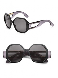 This sleek, angular, optyl frame feature cut-out temples for a ultra-chic look. Available in matte black with smoke lens. Cut-out temples100% UV protectionMade in Italy This sleek, angular, optyl frame feature cut-out temples for a ultra-chic look. Available in matte black with smoke lens. Cut-out temples100% UV protectionMade in Italy