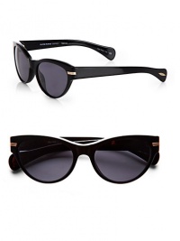 This retro style is handcrafted in shiny acetate. Available in black with grey gradient polar lens. Ridged end-piece detail100% UV protectionImported This retro style is handcrafted in shiny acetate. Available in black with grey gradient polar lens. Ridged end-piece detail100% UV protectionImported