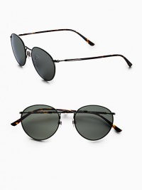 Small-frame metal sunglasses take a fresh approach to a cool vintage look. UV400 lens Made in Italy Small-frame metal sunglasses take a fresh approach to a cool vintage look. UV400 lens Made in Italy
