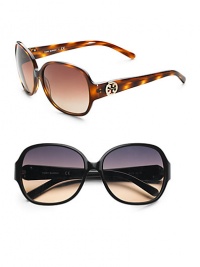 Chic round frames with signature Tory logo at temple. Available in tortoise with brown gradient lens or black with grey orange fade lens. UV 400 lens Imported Chic round frames with signature Tory logo at temple. Available in tortoise with brown gradient lens or black with grey orange fade lens. UV 400 lens Imported