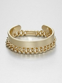 A sleek modernist design in polished brass, combining a chunky chain and a smooth cuff.BrassDiameter, about 2Width, about 1.5Push-lock claspMade in Italy A sleek modernist design in polished brass, combining a chunky chain and a smooth cuff.BrassDiameter, about 2Width, about 1.5Push-lock claspMade in Italy