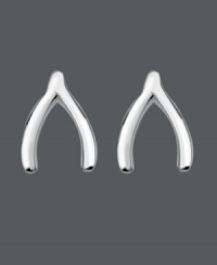 Good luck comes in pairs. These polished, wishbone studs by Unwritten are the perfect addition to your accessory collection. Crafted in sterling silver. Approximate diameter: 1/2 inch. Good luck comes in pairs. These polished, wishbone studs by Unwritten are the perfect addition to your accessory collection. Crafted in sterling silver. Approximate diameter: 1/2 inch.