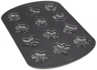 Wilton 12 Cavity Nonstick Snowflakes Cookie Pan Wilton 12 Cavity Nonstick Snowflakes Cookie Pan