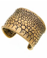 Ssseriously ssstylish! Embossed python has an exotic effect on this chic cuff bracelet from T Tahari. Embellished with sparkling Colorado crystals, it's crafted in gold tone mixed metal and nickel-free for sensitive skin. Approximate diameter: 2-1/2 inches. Ssseriously ssstylish! Embossed python has an exotic effect on this chic cuff bracelet from T Tahari. Embellished with sparkling Colorado crystals, it's crafted in gold tone mixed metal and nickel-free for sensitive skin. Approximate diameter: 2-1/2 inches.