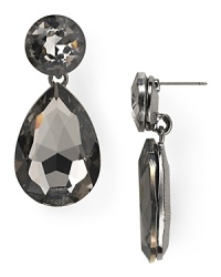 These glamorous Aqua earrings lend brilliance in a dressed-up, teardrop shape. These glamorous Aqua earrings lend brilliance in a dressed-up, teardrop shape.