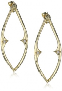 Mizuki 14k Diamond Curved Leaf Earrings On Post Mizuki 14k Diamond Curved Leaf Earrings On Post