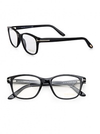 A chic acetate style in sleek acetate finished with signature logo temples. Available in black. Logo templesMade in Italy Please note: Non-prescriptive lens. A chic acetate style in sleek acetate finished with signature logo temples. Available in black. Logo templesMade in Italy Please note: Non-prescriptive lens.