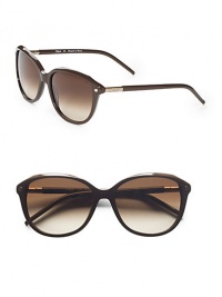 THE LOOKCat eye silhouetteAcetate framesMetal logo at temple UV protectionSignature case includedTHE COLORChocolate frames with brown gradient lensesORIGINMade in France THE LOOKCat eye silhouetteAcetate framesMetal logo at temple UV protectionSignature case includedTHE COLORChocolate frames with brown gradient lensesORIGINMade in France