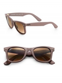 The definitive Wayfarer shaped frame with signature logo detail on the temples, in lightweight plastic. Available in matte grey frames with crystal brown gradient lenses.Plastic100% UV ProtectionMade in Italy The definitive Wayfarer shaped frame with signature logo detail on the temples, in lightweight plastic. Available in matte grey frames with crystal brown gradient lenses.Plastic100% UV ProtectionMade in Italy