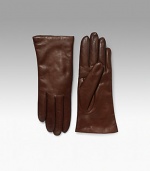 EXCLUSIVELY OURS. Smooth, supple leather with warm cashmere lining. About 10 long Made in Italy