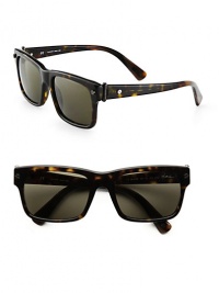 A signature frame crafted in lightweight, printed resin with metal hardware detail. Available in shiny dark havana frames with brown lenses.Resin100% UV ProtectionMade in Italy A signature frame crafted in lightweight, printed resin with metal hardware detail. Available in shiny dark havana frames with brown lenses.Resin100% UV ProtectionMade in Italy