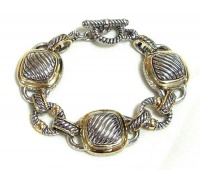 Designer Inspired Triple Square Pendant Toggle Bracelet Designer Inspired Triple Square Pendant Toggle Bracelet