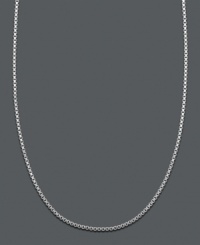 A fabulous find you'll love forever. Wear alone or show off your favorite pendant on this box chain crafted in sterling silver; by Giani Bernini. Approximate length: 20 inches.