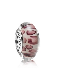 A dramatic snow leopard-print design infuses your collection with a touch of the wild. Logo-engraved sterling silver trim displays the PANDORA signature. A dramatic snow leopard-print design infuses your collection with a touch of the wild. Logo-engraved sterling silver trim displays the PANDORA signature.