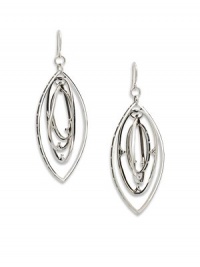 THE LOOKScallop CollectionSterling silver mobile designScalloped and dot accentsHook backTHE MEASUREMENTLength, about 3ORIGINImported THE LOOKScallop CollectionSterling silver mobile designScalloped and dot accentsHook backTHE MEASUREMENTLength, about 3ORIGINImported