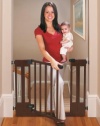 Summer Infant Sure and Secure Deluxe Top of Stairs Wood Walk Thru Gate