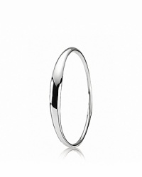 PANDORA's sterling silver bangle in an elegant, organic shape makes a chic accent to any look. PANDORA's sterling silver bangle in an elegant, organic shape makes a chic accent to any look.