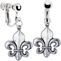 Antiqued Silver Tone Fleur De Lis Clip Earrings Antiqued Silver Tone Fleur De Lis Clip Earrings