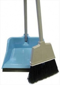 Quickie 429 Flip Lock Dustpan and Broom Quickie 429 Flip Lock Dustpan and Broom