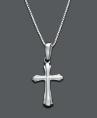 Modestly display a reminder of your faith. Small cross pendant necklace by Giani Bernini crafted in sterling silver. Approximate length: 18 inches. Approximate drop: 1/2 inch.