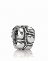 An intricately detailed and textured charm adds depth and dimension to your PANDORA bracelet.