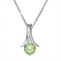 6mm 0.85 CT Peridot Pendant in Sterling Silver with 18 Chain 6mm 0.85 CT Peridot Pendant in Sterling Silver with 18 Chain