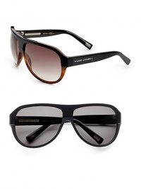 Oversized plastic frames feature logo temple detail. Available in black dark tortoise frames with brown grey gradient lenses and black frames with dark grey lenses. Logo temple detail 100% UV protective Made in Italy Oversized plastic frames feature logo temple detail. Available in black dark tortoise frames with brown grey gradient lenses and black frames with dark grey lenses. Logo temple detail 100% UV protective Made in Italy
