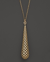 An intricate lattice design in 18K yellow gold lends an ornate look to Gucci's Diamantissima necklace. An intricate lattice design in 18K yellow gold lends an ornate look to Gucci's Diamantissima necklace.