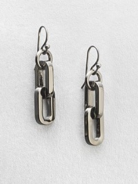 A sleek piece in hematite-plating. Hematite-plated brassDrop, about 1.8French hook backImported A sleek piece in hematite-plating. Hematite-plated brassDrop, about 1.8French hook backImported