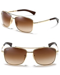 Sporty chic frames and polarized lenses from cult favorite Ray-Ban. Sporty chic frames and polarized lenses from cult favorite Ray-Ban.