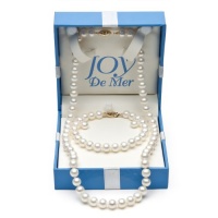 7-8mm Cultured White Freshwater Pearl Necklace, Bracelet and Earring Set with 14kt Yellow Gold in Gift Box 7-8mm Cultured White Freshwater Pearl Necklace, Bracelet and Earring Set with 14kt Yellow Gold in Gift Box
