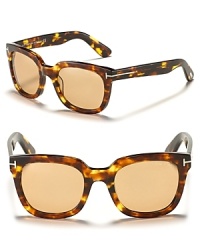 Channel your geek chic side in these thick framed wayfarer sunglasses from Tom Ford. Channel your geek chic side in these thick framed wayfarer sunglasses from Tom Ford.