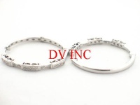 NEW LADIES CHARRIOL COLVMBVS 18K WHITE GOLD DIAMOND HOOP EARRINGS 03-08-0930-11 NEW LADIES CHARRIOL COLVMBVS 18K WHITE GOLD DIAMOND HOOP EARRINGS 03-08-0930-11