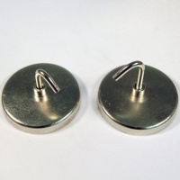 IIT 90372 2-Inch Magnetic Hooks - 2 Piece Set IIT 90372 2-Inch Magnetic Hooks - 2 Piece Set